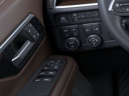 New 2026 Chevrolet Suburban High Country AWD/4WD image 22