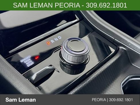 New 2026 Jeep Grand Cherokee Limited w/ Limited Altitude Package AWD/4WD image 17