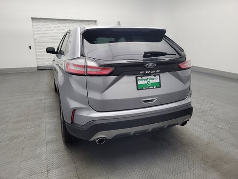 Used 2024 Ford Edge Titanium image 6