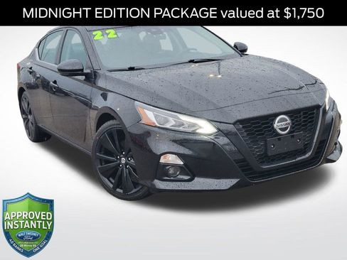 Used 2022 Nissan Altima 2.5 SR w/ Midnight Edition Package image 1