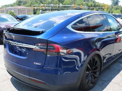 Used 2016 Tesla Model X Performance AWD/4WD image 7