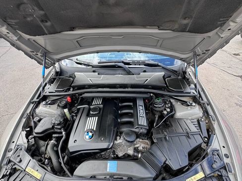 Used 2007 BMW 328i Convertible image 28