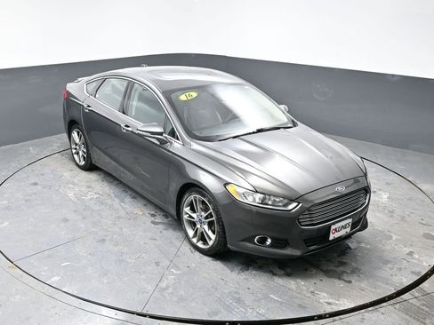Used 2016 Ford Fusion Titanium image 44