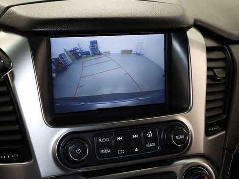 Used 2019 Chevrolet Tahoe LT w/ LT Signature Package image 20