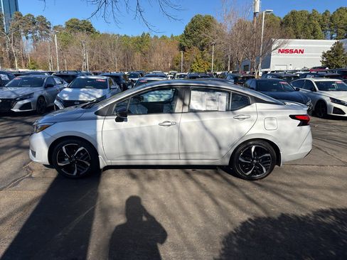 New 2025 Nissan Versa SR w/ Trunk Package image 4