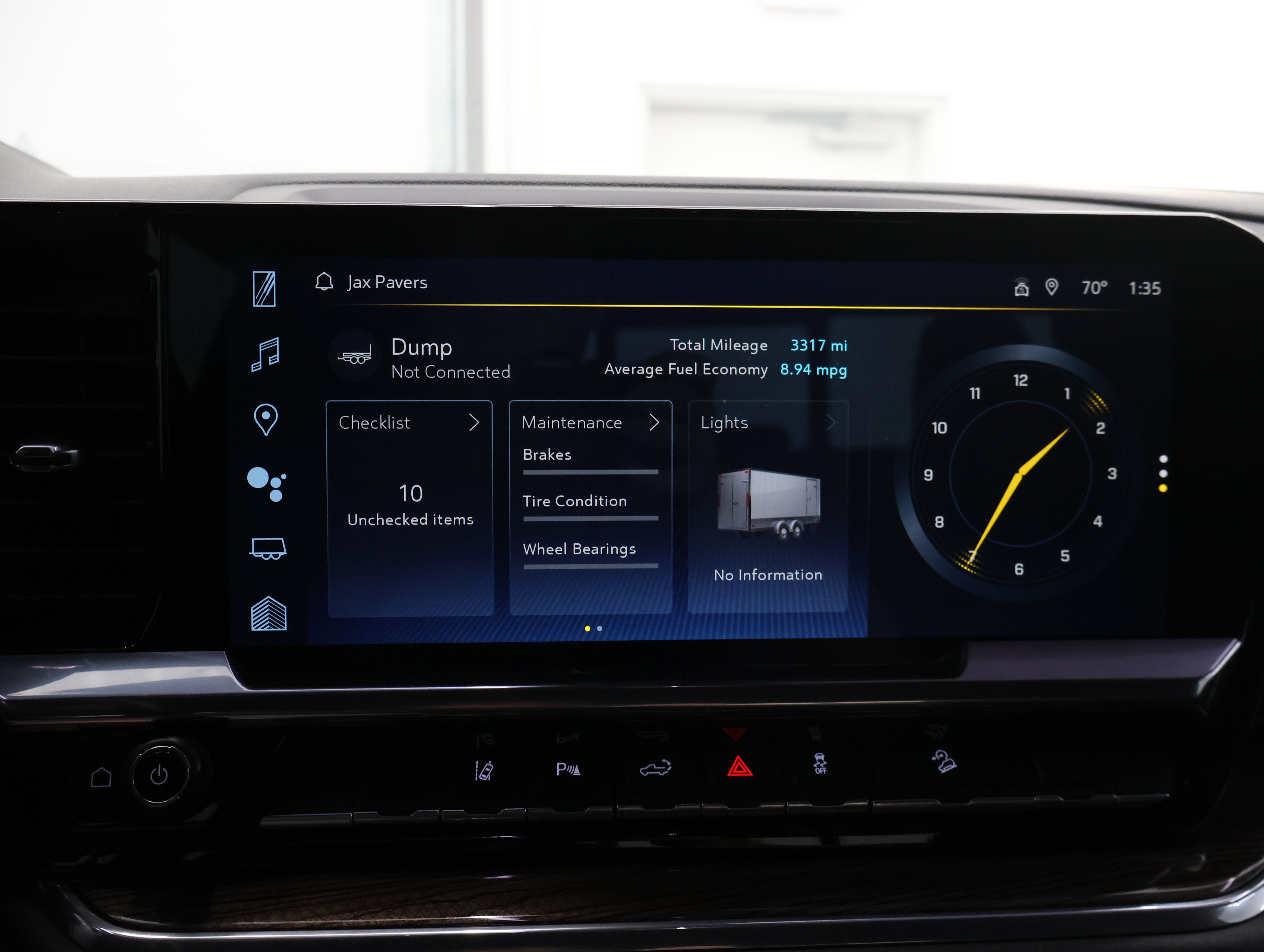 Used 2024 Chevrolet Silverado 2500 LT AWD/4WD image 56