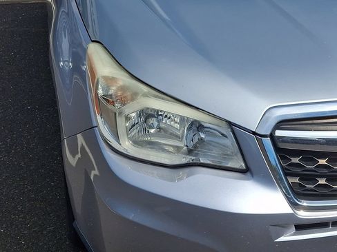 Used 2014 Subaru Forester 2.5i Touring AWD/4WD image 8