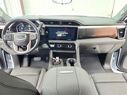New 2026 GMC Sierra 2500 Denali w/ Denali Reserve Package image 25