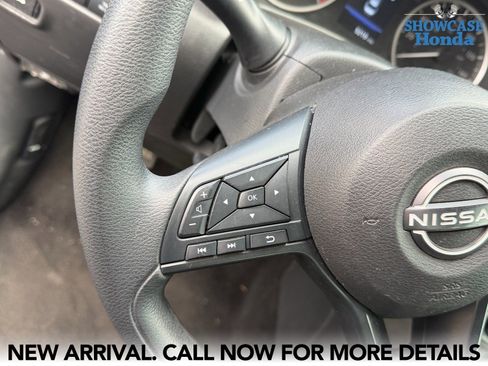 Used 2025 Nissan Sentra S image 13