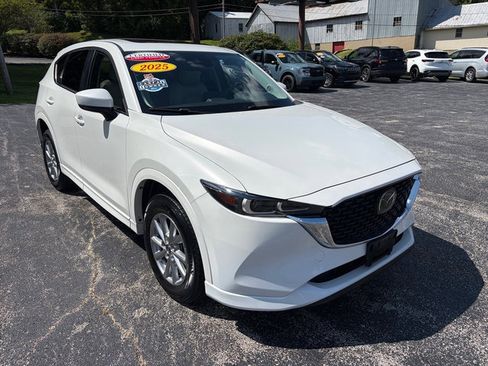 Used 2025 MAZDA CX-5 AWD 2.5 S w/ Preferred Package image 4