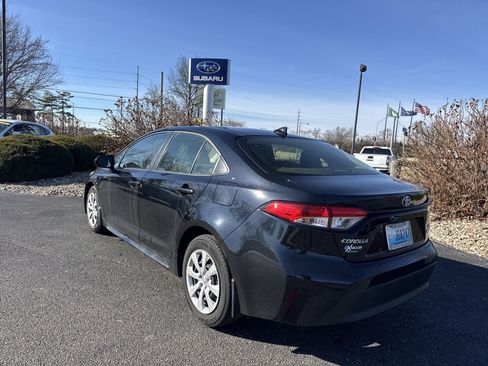 Used 2024 Toyota Corolla LE image 13