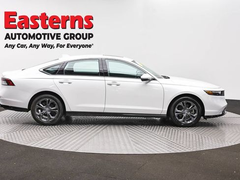 Used 2025 Honda Accord EX-L image 4