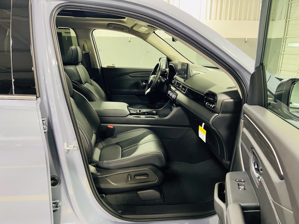 New 2026 Honda Pilot Touring image 38