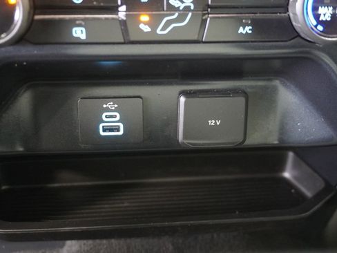 Used 2023 Ford F250 XLT image 17