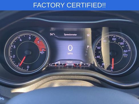 Certified 2019 Jeep Cherokee Overland image 13