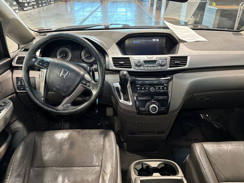 Used 2011 Honda Odyssey EX-L image 8