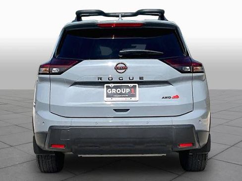 Certified 2025 Nissan Rogue SV AWD/4WD image 5