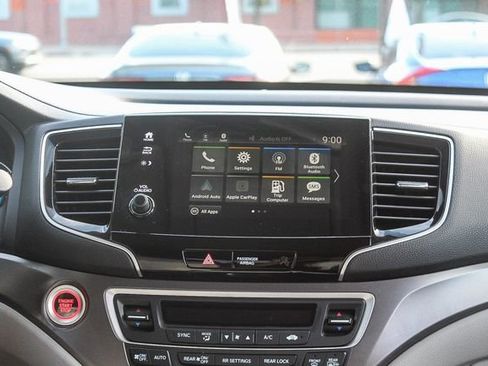 Used 2021 Honda Pilot EX image 19