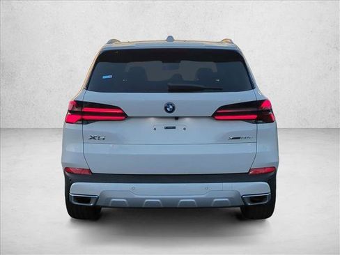 New 2026 BMW X5 xDrive50e AWD/4WD image 8