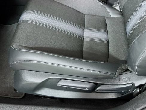 Used 2025 Honda Civic Sport image 9