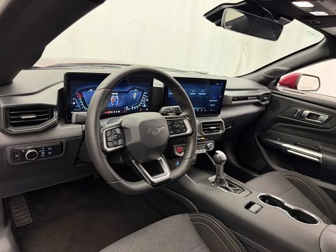 Used 2025 Ford Mustang GT RWD image 8
