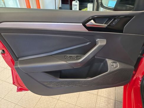 Used 2021 Volkswagen Jetta R-Line image 20