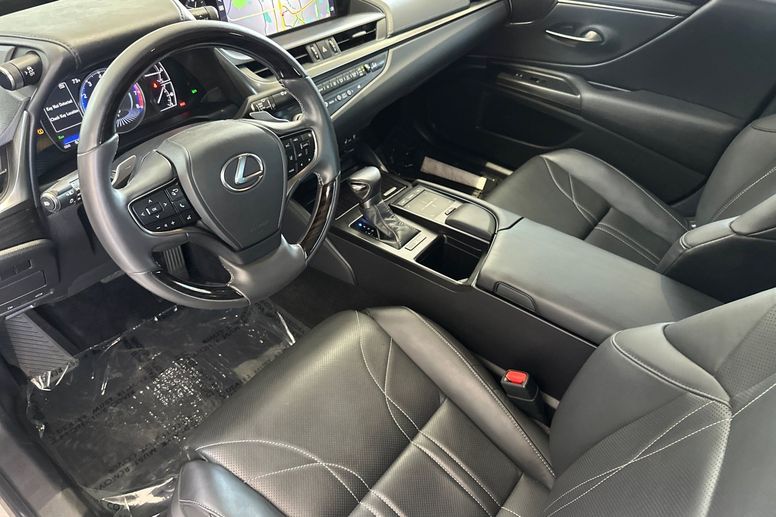Certified 2021 Lexus ES 350 Ultra Luxury w/ Accessory Package 2 FWD image 11