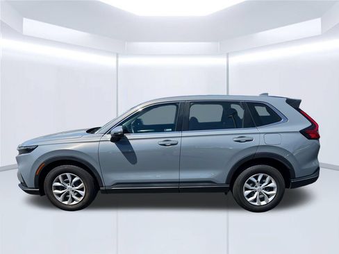 Used 2023 Honda CR-V LX image 2
