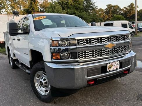 Used 2019 Chevrolet Silverado 2500 W/T w/ Snow Plow Prep Package AWD/4WD image 2