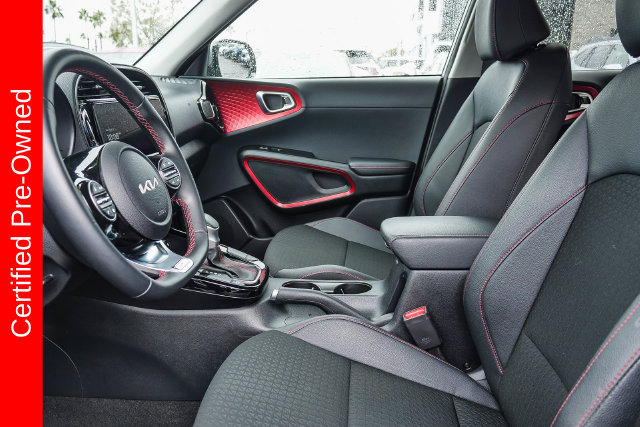 Certified 2025 Kia Soul GT-Line FWD image 18