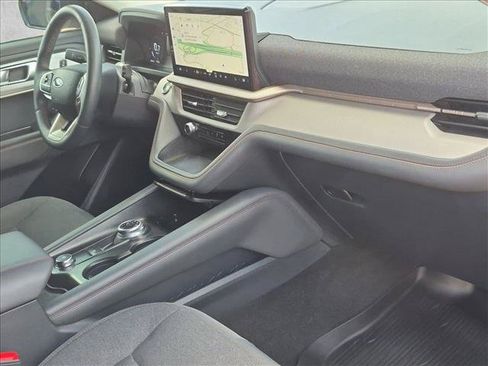 Certified 2025 Ford Explorer Active RWD image 23