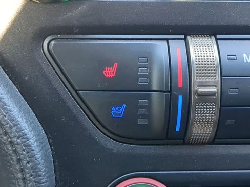 Certified 2022 Ford Mustang Shelby GT500 w/ Technology Package image 52