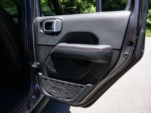 Used 2020 Jeep Wrangler Unlimited Rubicon AWD/4WD image 36