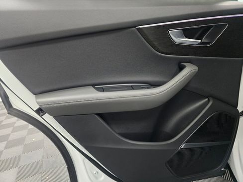 Certified 2025 Audi Q8 Premium Plus w/ Premium Plus Package image 20