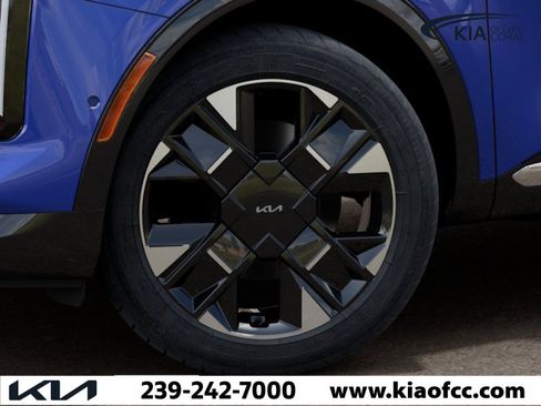 New 2026 Kia Sportage SX FWD image 9
