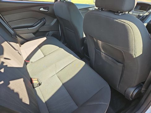 Used 2016 Ford Focus SE image 14