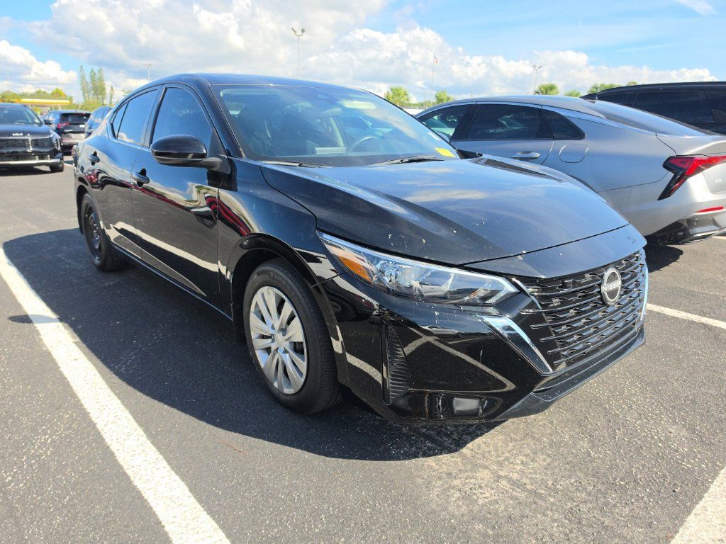 Used 2024 Nissan Sentra S FWD image 3