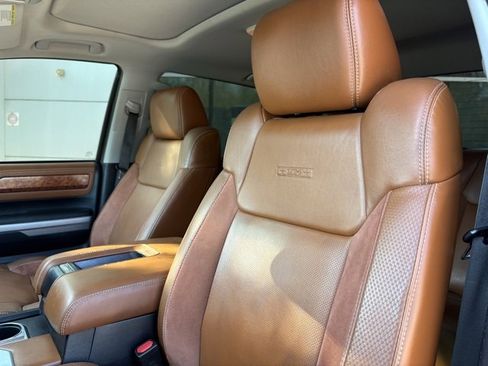 Used 2015 Toyota Tundra 1794 Edition image 12
