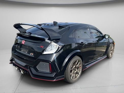 Used 2019 Honda Civic Type R image 4