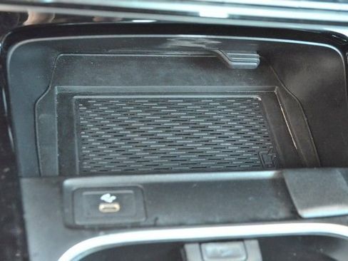 Used 2025 Mercedes-Benz CLA 250 4MATIC image 31
