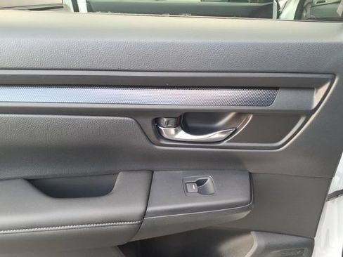 Used 2025 Honda CR-V EX image 6