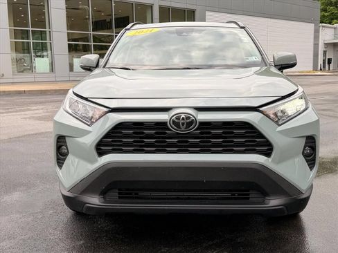 Used 2021 Toyota RAV4 XLE w/ Convenience Package AWD/4WD image 11