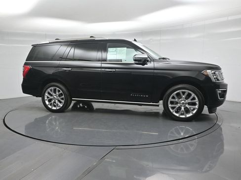 Used 2019 Ford Expedition Platinum RWD image 30