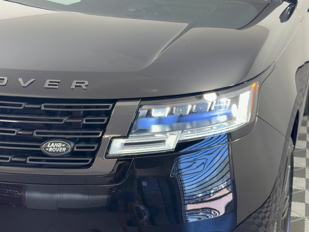 New 2026 Land Rover Range Rover Long Wheelbase SE AWD/4WD image 12