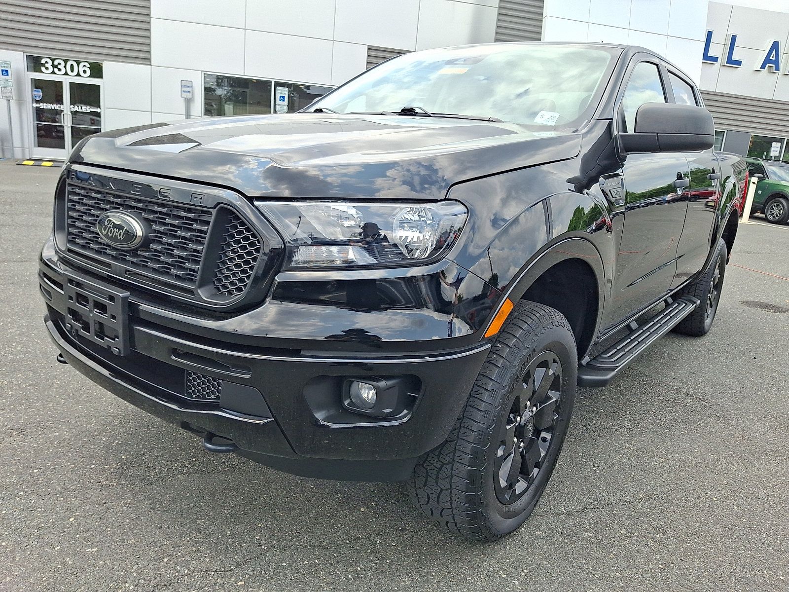 Certified 2023 Ford Ranger XLT w/ Equipment Group 301A Mid AWD/4WD image 4