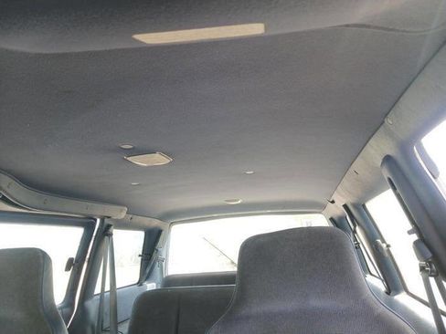 Used 1995 Plymouth Voyager FWD image 20