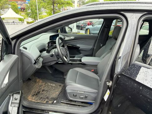 Used 2024 Volkswagen ID.4 S RWD image 15