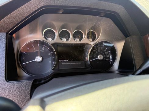 Used 2013 Ford F250 Lariat w/ Lariat Interior Pkg image 54