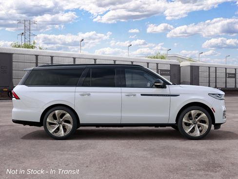 New 2027 Lincoln Navigator L Black Label w/ Black Label Special Edition AWD/4WD image 5