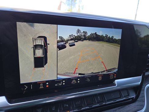 New 2026 GMC Sierra 2500 SLT image 10